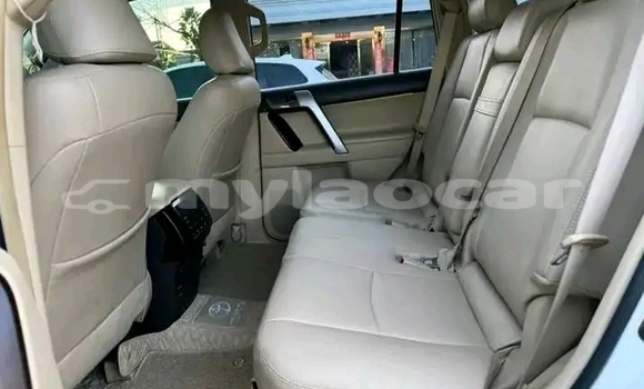 Buy Used Toyota Prado White Car in Muang Khong in Champasak Province Buy Used Toyota Prado White Car in Muang Khong in Champasak Province