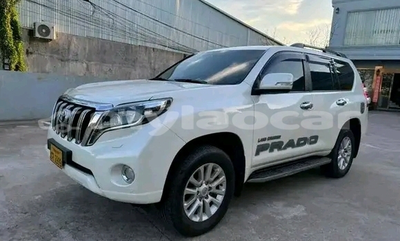 Buy Used Toyota Prado White Car in Muang Khong in Champasak Province Buy Used Toyota Prado White Car in Muang Khong in Champasak Province