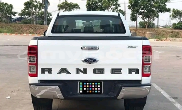 Buy Used Ford Ranger White Car in Luang Prabang in Louangphabang Province Buy Used Ford Ranger White Car in Luang Prabang in Louangphabang Province