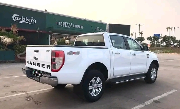 Buy Used Ford Ranger White Car in Luang Prabang in Louangphabang Province Buy Used Ford Ranger White Car in Luang Prabang in Louangphabang Province