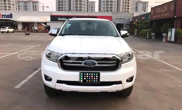 Buy Used Ford Ranger White Car in Luang Prabang in Louangphabang Province Buy Used Ford Ranger White Car in Luang Prabang in Louangphabang Province