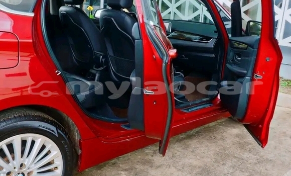 ຊື້ ໃຊ້ແລ້ວ BMW 2er Active Tourer Red ລົດ ໃນ Vientiane ໃນ Vientiane Province