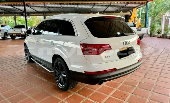 Buy Used Audi Q7 White Car in Vientiane in Vientiane Province Buy Used Audi Q7 White Car in Vientiane in Vientiane Province