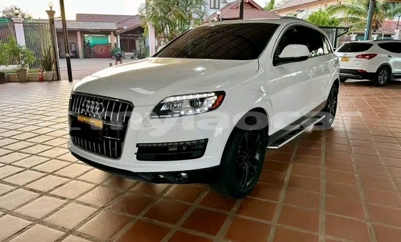 Buy Used Audi Q7 White Car in Vientiane in Vientiane Province Buy Used Audi Q7 White Car in Vientiane in Vientiane Province