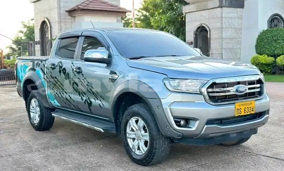 Buy Used GMC Sierra Other Car in Vientiane in Vientiane Province Buy Used GMC Sierra Other Car in Vientiane in Vientiane Province