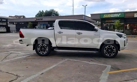 Buy Used Toyota REVO CAB Z-EDITION White Car in Luang Namtha in Luang Namtha Province Buy Used Toyota REVO CAB Z-EDITION White Car in Luang Namtha in Luang Namtha Province