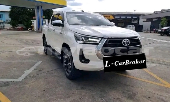 Buy Used Toyota REVO CAB Z-EDITION White Car in Luang Namtha in Luang Namtha Province Buy Used Toyota REVO CAB Z-EDITION White Car in Luang Namtha in Luang Namtha Province