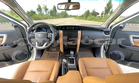 Buy Used Toyota Fortuner White Car in Samakhixai in Attapeu Province Buy Used Toyota Fortuner White Car in Samakhixai in Attapeu Province