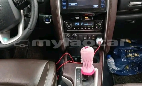 Buy Used Toyota Fortuner White Car in Luang Prabang in Louangphabang Province Buy Used Toyota Fortuner White Car in Luang Prabang in Louangphabang Province