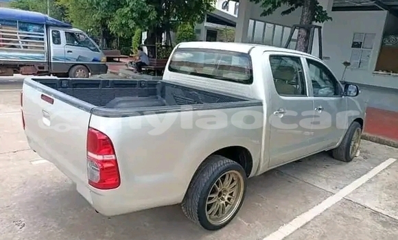 Buy Used Toyota Hilux Other Car in Luang Prabang in Louangphabang Province Buy Used Toyota Hilux Other Car in Luang Prabang in Louangphabang Province