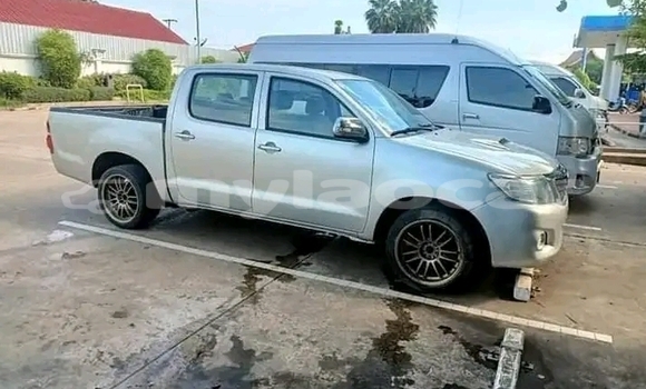 Buy Used Toyota Hilux Other Car in Luang Prabang in Louangphabang Province Buy Used Toyota Hilux Other Car in Luang Prabang in Louangphabang Province