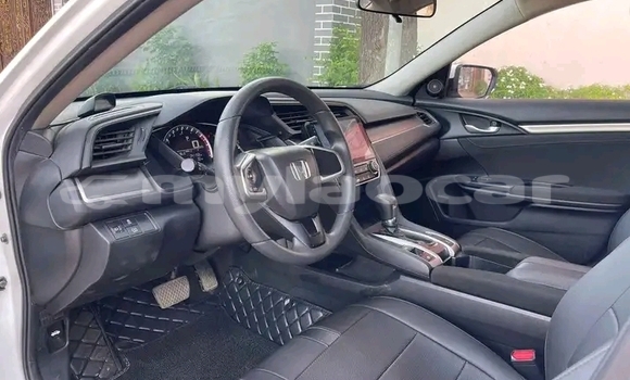 Buy Used Honda Civic White Car in Luang Prabang in Louangphabang Province Buy Used Honda Civic White Car in Luang Prabang in Louangphabang Province