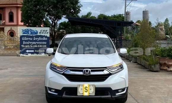 Buy Used Honda CRโV White Car in Luang Prabang in Louangphabang Province Buy Used Honda CRโV White Car in Luang Prabang in Louangphabang Province