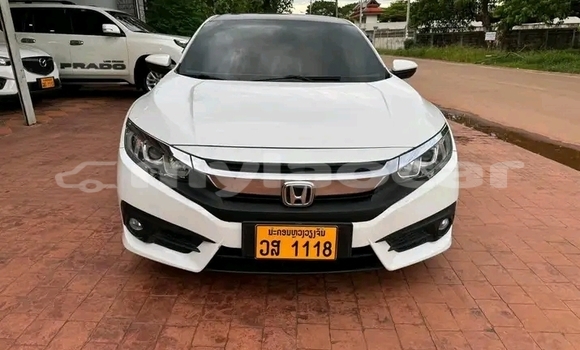 Buy Used Honda Civic White Car in Vientiane in Vientiane Province Buy Used Honda Civic White Car in Vientiane in Vientiane Province