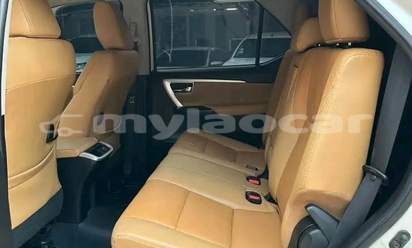 Buy Used Toyota Fortuner White Car in Vientiane in Vientiane Province Buy Used Toyota Fortuner White Car in Vientiane in Vientiane Province