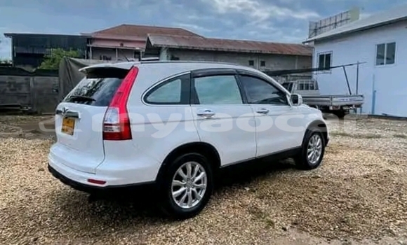 ຊື້ ໃຊ້ແລ້ວ Honda CR–V White ລົດ ໃນ Samakhixai ໃນ Attapeu Province ຊື້ ໃຊ້ແລ້ວ Honda CR–V White ລົດ ໃນ Samakhixai ໃນ Attapeu Province