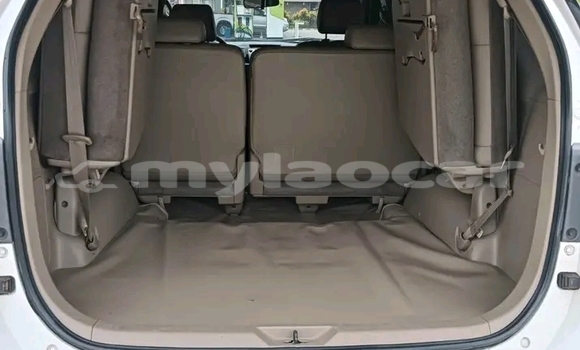 Buy Used Toyota Fortuner White Car in Saravan in Salavan Province Buy Used Toyota Fortuner White Car in Saravan in Salavan Province