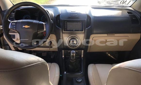 Buy Used Chevrolet Corolado Silver Car in Vientiane in Vientiane Province Buy Used Chevrolet Corolado Silver Car in Vientiane in Vientiane Province