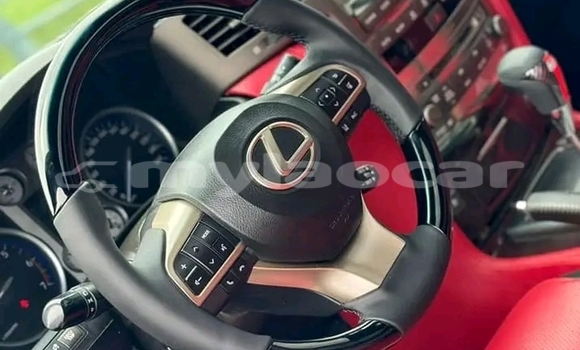 Buy Used Lexus LX 570 Black Car in Luang Prabang in Louangphabang Province Buy Used Lexus LX 570 Black Car in Luang Prabang in Louangphabang Province