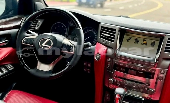 Buy Used Lexus LX 570 Black Car in Luang Prabang in Louangphabang Province Buy Used Lexus LX 570 Black Car in Luang Prabang in Louangphabang Province