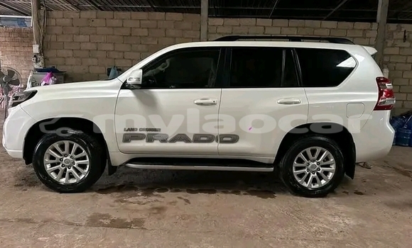 Buy Used Toyota Prado White Car in Luang Namtha in Luang Namtha Province Buy Used Toyota Prado White Car in Luang Namtha in Luang Namtha Province