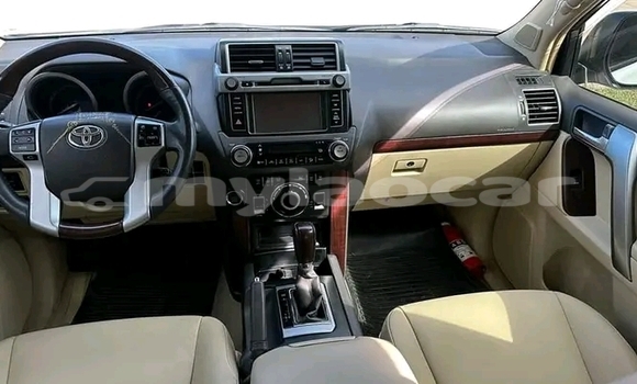 Buy Used Toyota Prado White Car in Luang Namtha in Luang Namtha Province Buy Used Toyota Prado White Car in Luang Namtha in Luang Namtha Province