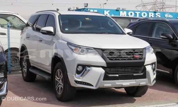 ຊື້ ການ ນຳ ເຂົ້າ Toyota Fortuner White ລົດ ໃນ Import - Dubai ໃນ Attapeu Province ຊື້ ການ ນຳ ເຂົ້າ Toyota Fortuner White ລົດ ໃນ Import - Dubai ໃນ Attapeu Province