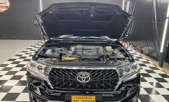 Buy Used Toyota Land Cruiser Prado Other Car in Ban Houayxay in Bokeo Province Buy Used Toyota Land Cruiser Prado Other Car in Ban Houayxay in Bokeo Province