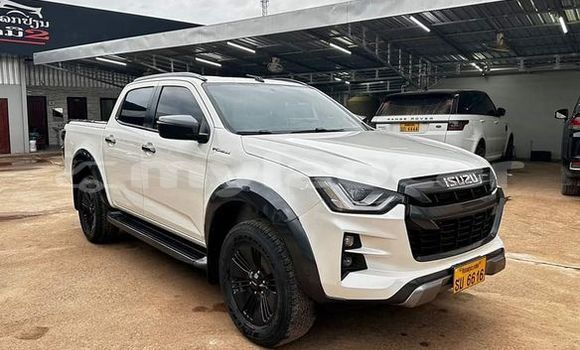 Buy Used Isuzu D–MAX Other Car in Ban Nahin in Oudômxai Province Buy Used Isuzu D–MAX Other Car in Ban Nahin in Oudômxai Province