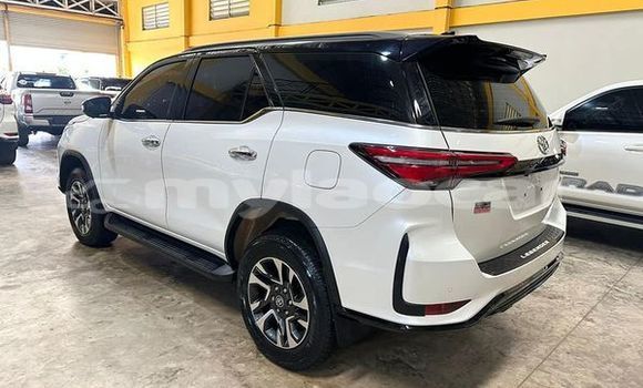 Buy Used Toyota Fortuner Other Car in Ban Nahin in Oudômxai Province Buy Used Toyota Fortuner Other Car in Ban Nahin in Oudômxai Province