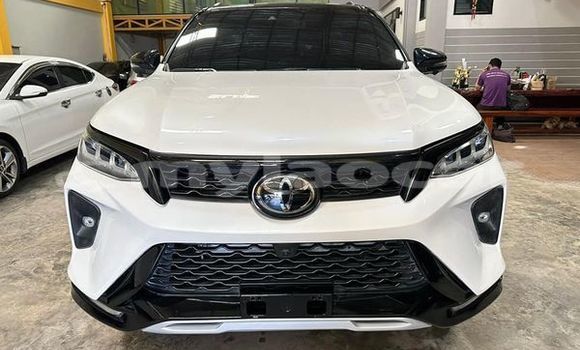 Buy Used Toyota Fortuner Other Car in Ban Nahin in Oudômxai Province Buy Used Toyota Fortuner Other Car in Ban Nahin in Oudômxai Province
