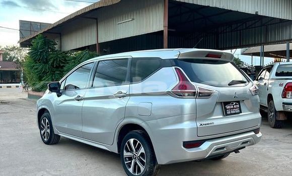 Buy Used Mitsubishi Xpander Other Car in Vientiane in Vientiane Province Buy Used Mitsubishi Xpander Other Car in Vientiane in Vientiane Province