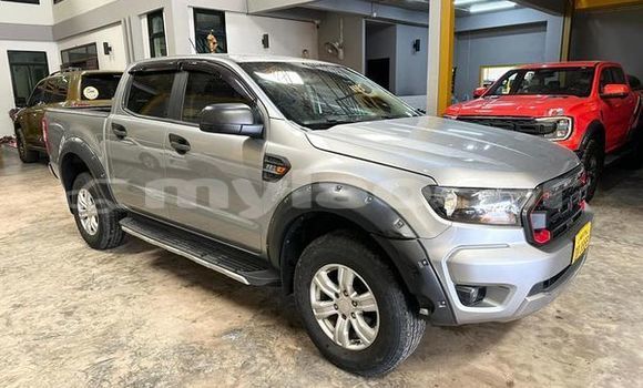 Buy Used Range Rover Range Rover Other Car in Champasak in Champasak Province Buy Used Range Rover Range Rover Other Car in Champasak in Champasak Province