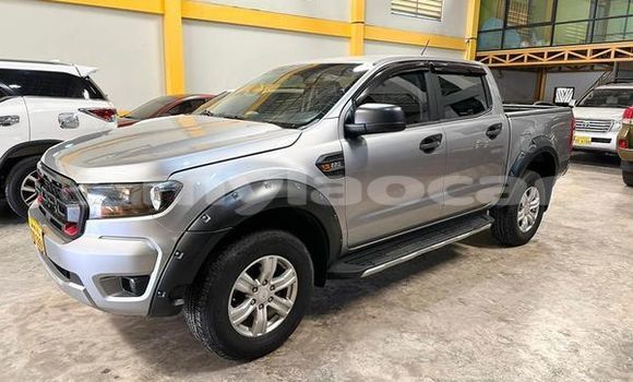 Buy Used Range Rover Range Rover Other Car in Champasak in Champasak Province Buy Used Range Rover Range Rover Other Car in Champasak in Champasak Province