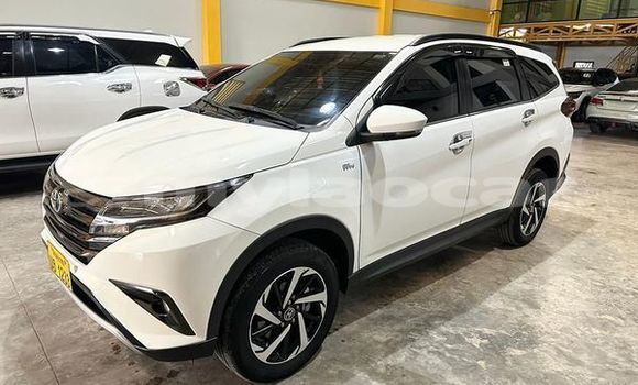 Buy Used Toyota Rush White Car in Vientiane in Vientiane Province Buy Used Toyota Rush White Car in Vientiane in Vientiane Province