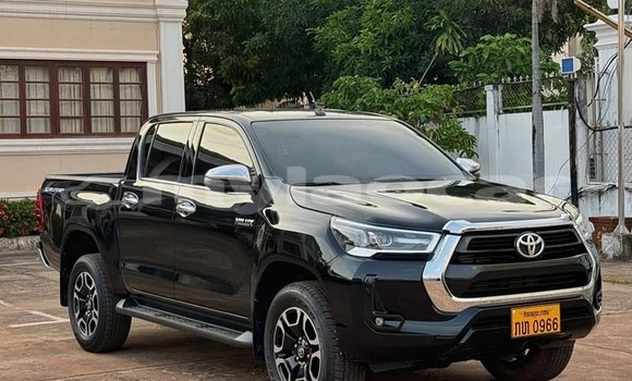 Buy Used Toyota Hiluxe Revo Other Car in Ban Houayxay in Bokeo Province Buy Used Toyota Hiluxe Revo Other Car in Ban Houayxay in Bokeo Province