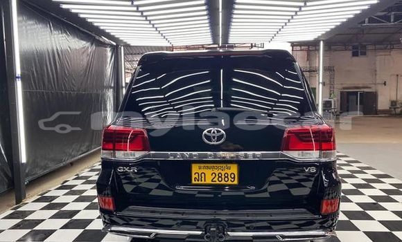 Buy Used Toyota Land Cruiser Other Car in Ban Nahin in Oudômxai Province Buy Used Toyota Land Cruiser Other Car in Ban Nahin in Oudômxai Province