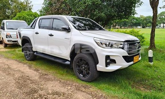 Buy Used Toyota Hiluxe Revo Other Car in Vientiane in Vientiane Province Buy Used Toyota Hiluxe Revo Other Car in Vientiane in Vientiane Province
