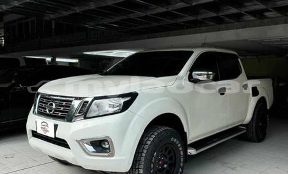 Buy Used Nissan NP 300 Other Car in Vientiane in Vientiane Province Buy Used Nissan NP 300 Other Car in Vientiane in Vientiane Province