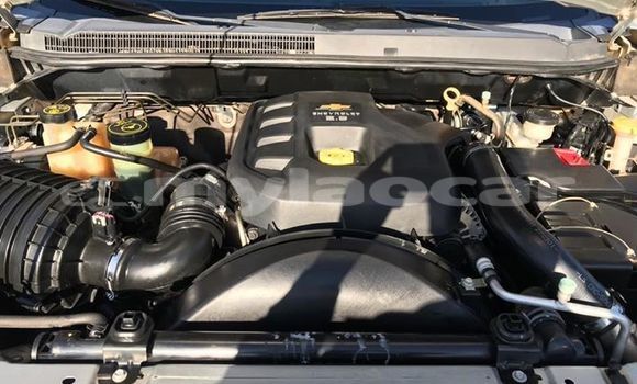 Buy Used Chevrolet Corolado Silver Car in Vientiane in Vientiane Province Buy Used Chevrolet Corolado Silver Car in Vientiane in Vientiane Province