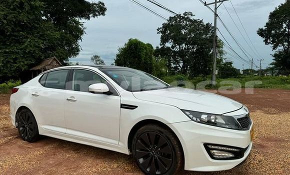 Buy Used Toyota Kluger Other Car in Vientiane in Vientiane Province Buy Used Toyota Kluger Other Car in Vientiane in Vientiane Province