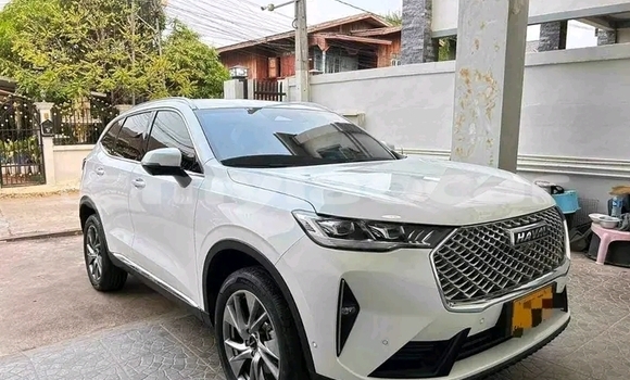 Buy Used Haval H6 White Car in Luang Namtha in Luang Namtha Province Buy Used Haval H6 White Car in Luang Namtha in Luang Namtha Province