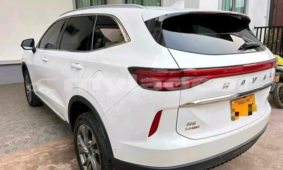 Buy Used Haval H6 White Car in Luang Namtha in Luang Namtha Province Buy Used Haval H6 White Car in Luang Namtha in Luang Namtha Province