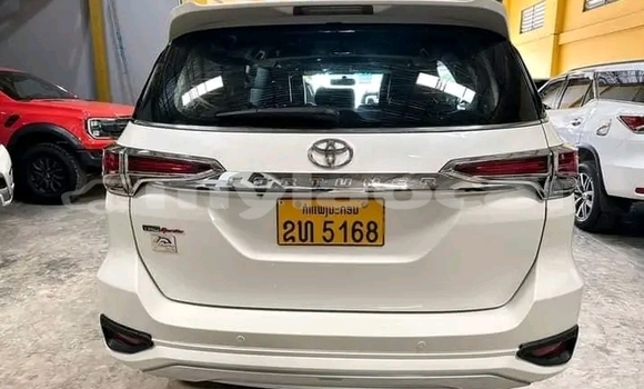 Buy Used Toyota Fortuner White Car in Champasak in Champasak Province Buy Used Toyota Fortuner White Car in Champasak in Champasak Province