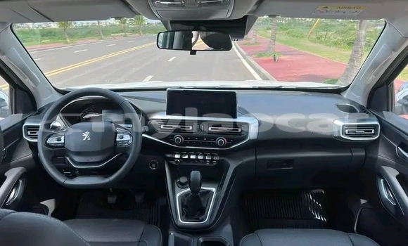 Buy Used Peugeot Partner White Car in Vientiane in Vientiane Province Buy Used Peugeot Partner White Car in Vientiane in Vientiane Province