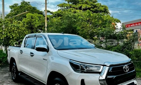 Buy Used Toyota REVO CAB Z-EDITION White Car in Sekong in Xรฉkong Province Buy Used Toyota REVO CAB Z-EDITION White Car in Sekong in Xรฉkong Province