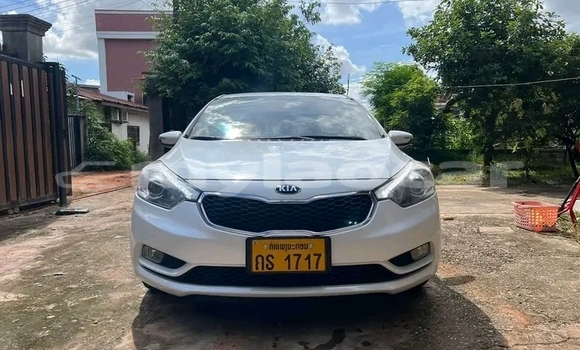 Buy Used BMW X5 White Car in Vientiane in Vientiane Province Buy Used BMW X5 White Car in Vientiane in Vientiane Province