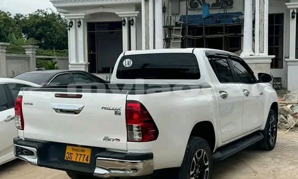 Buy Used Toyota REVO CAB Z-EDITION White Car in Vientiane in Vientiane Province Buy Used Toyota REVO CAB Z-EDITION White Car in Vientiane in Vientiane Province