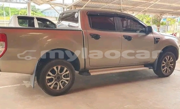 Buy Used Toyota Hilux Other Car in Vientiane in Vientiane Province Buy Used Toyota Hilux Other Car in Vientiane in Vientiane Province
