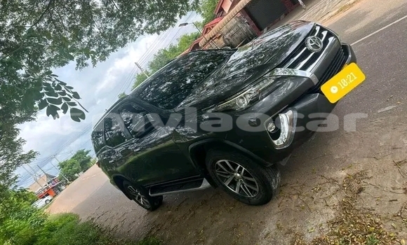 Buy Used Toyota RAV4 Black Car in Vientiane in Vientiane Province Buy Used Toyota RAV4 Black Car in Vientiane in Vientiane Province